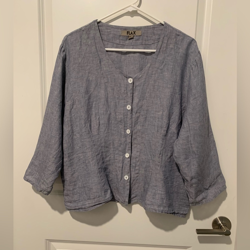 Flax 3/4 sleeve chambray button down blouse